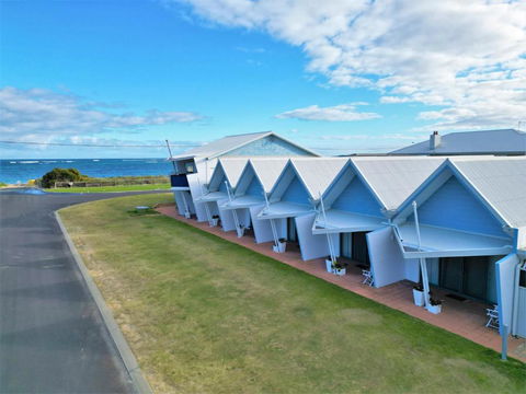 Windsurfer Beach Studio - Carnarvon Accommodation 2
