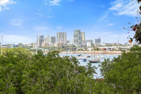 Bayview Paradise With Private Pool-Marina Deck - Carnarvon Accommodation 1