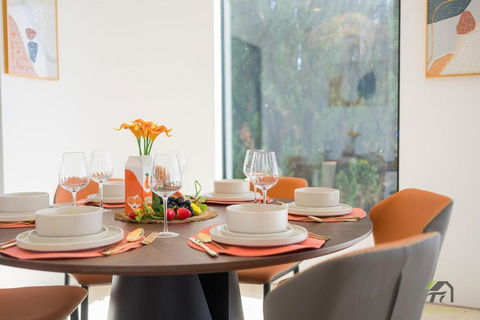 Whispering Pines With 4 Bedroom In Vaucluse - Accommodation Airlie Beach 1