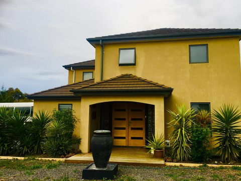 Yes Home - Casino Accommodation 2