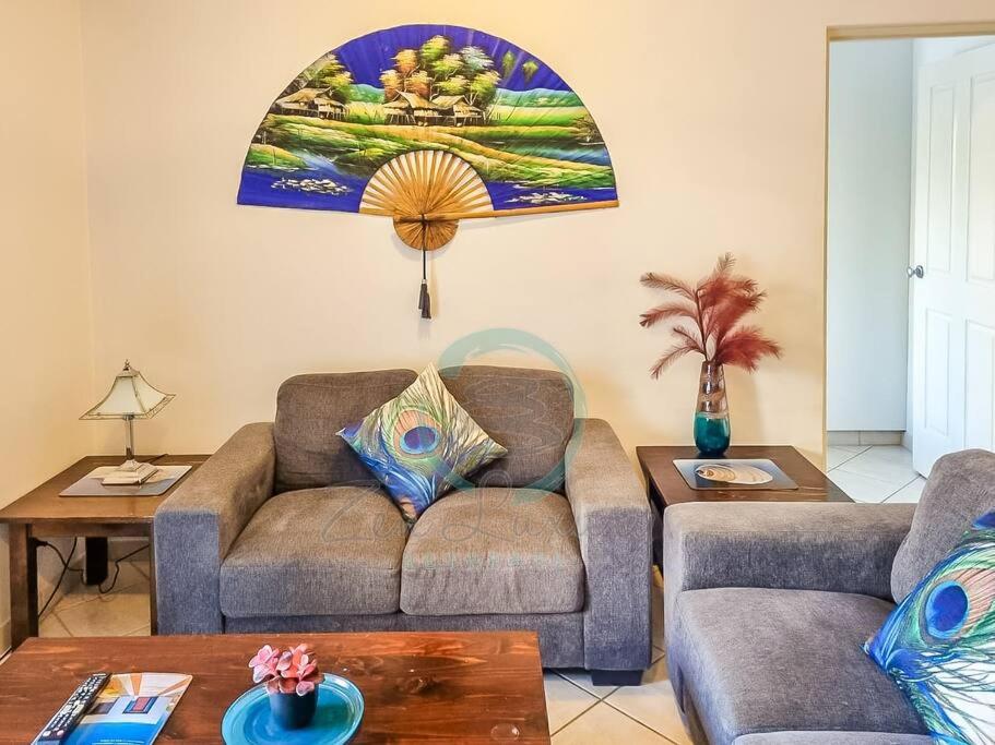 ZEN CITY Modern 1-BR City Apt Near Mindal Markets - thumb 0