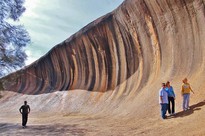 Wave Rock & Rottnest Island - Air & Ground Tour - thumb 2