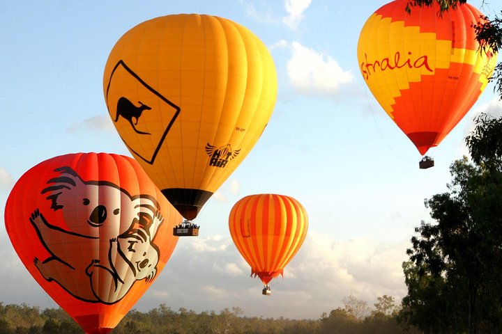 Natural Bridge & Springbrook Waterfalls Tour + Hot Air Balloon With Breakfast - thumb 0