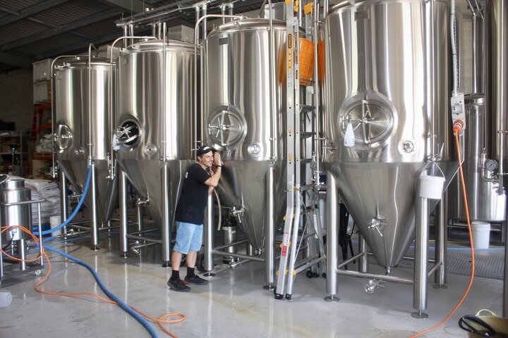 Hipster Sipster Brewery And Distillery Tour - thumb 1
